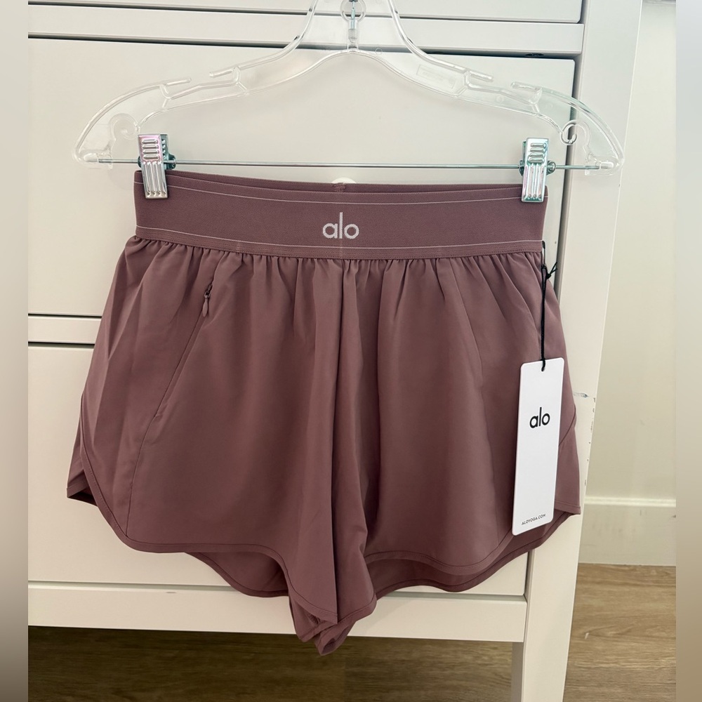 Alo Yoga Match Point short XS Smoky Quartz BNWT